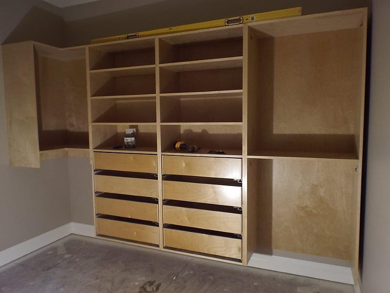 Custom closet woodworking in Victoria BC
